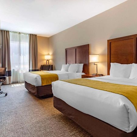Comfort Inn & Suites Еджвуд Екстер'єр фото