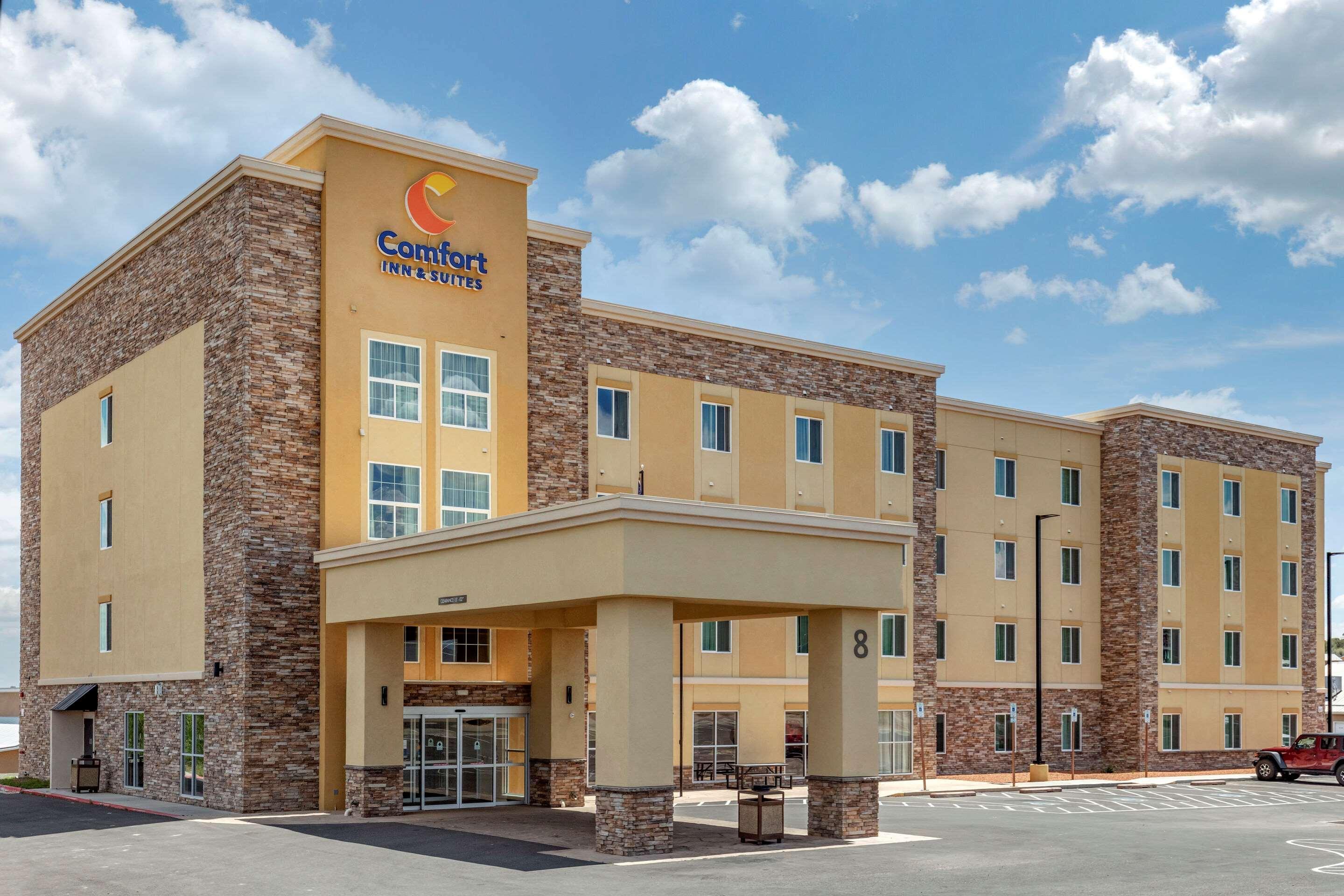 Comfort Inn & Suites Еджвуд Екстер'єр фото